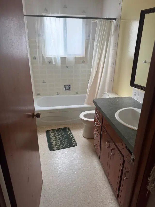 Wetaskiwin Apartment For Rent. 2 Bdr. Adult Building. $ 995.00 - Photo 4