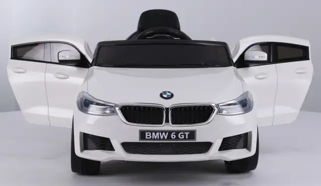 BMW GT 12v Child, Baby, Kids Ride On White Car SUV w Remote