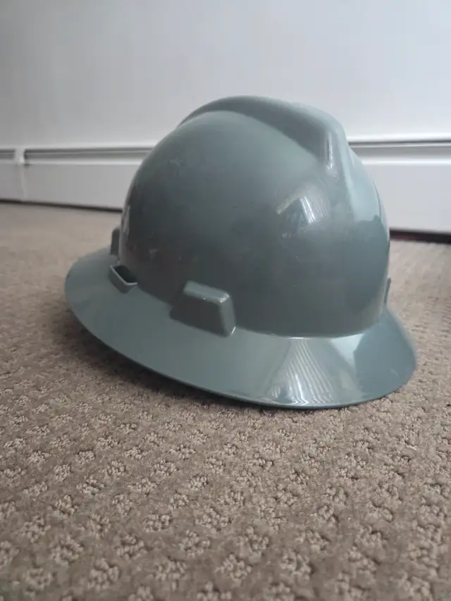 MSA Full Brim Hard Hat