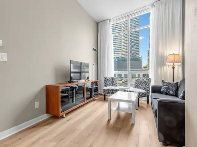 1 Den Loft-style unit available for immediate occupancy! - Photo 4