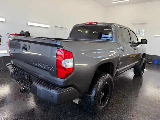 2019 Toyota Tundra Platnium 4X4 - Photo 4