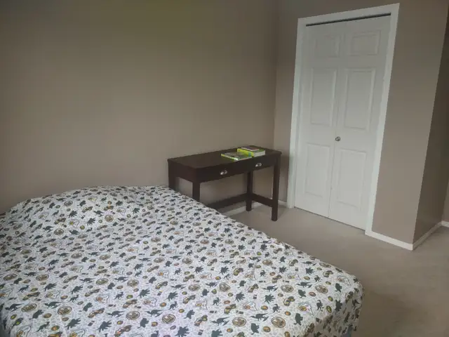 Furnished room for rent in house- $600-plz text me-7809093564 - Photo 2