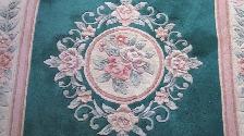 WONDERFUL 46"X 72" HANDMADE FLOWER MOTIF WOOL RUG