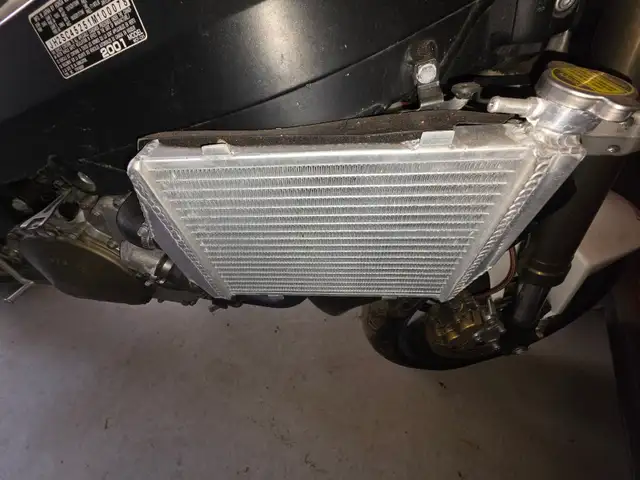 Honda RC51 Motorcycle Track, Race, Stunt Bike Project Parts Bike - Photo 6