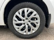 2017 Toyota Corolla LE - Photo 14