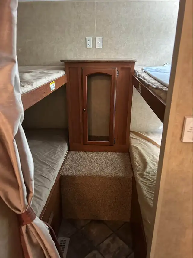 2012 Dutchmen Travel Trailer - Photo 6