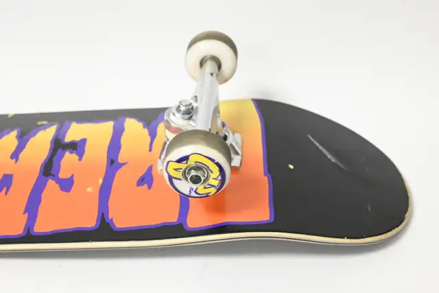 Skateboard 8.5' long Creature Stump USED in goog condition - Photo 9
