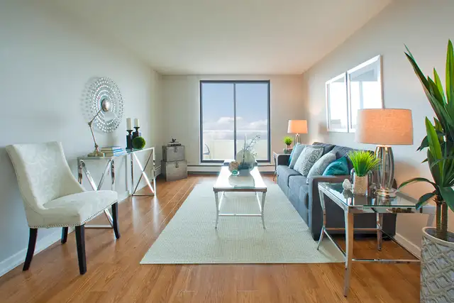 Ideal Mature Living in Fort Erie!  2 Bedroom Apartment for Rent! - Photo 4