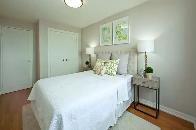 Ideal Mature Living in Fort Erie!  2 Bedroom Apartment for Rent! - Photo 11