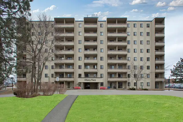 Ideal Mature Living in Fort Erie!  2 Bedroom Apartment for Rent! - Photo 17