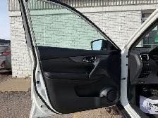 2016 Nissan Rogue| All Wheel Drive| Low Mileage | 360 Camera | - Photo 10