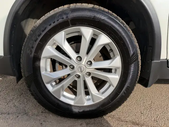 2016 Nissan Rogue| All Wheel Drive| Low Mileage | 360 Camera | - Photo 22