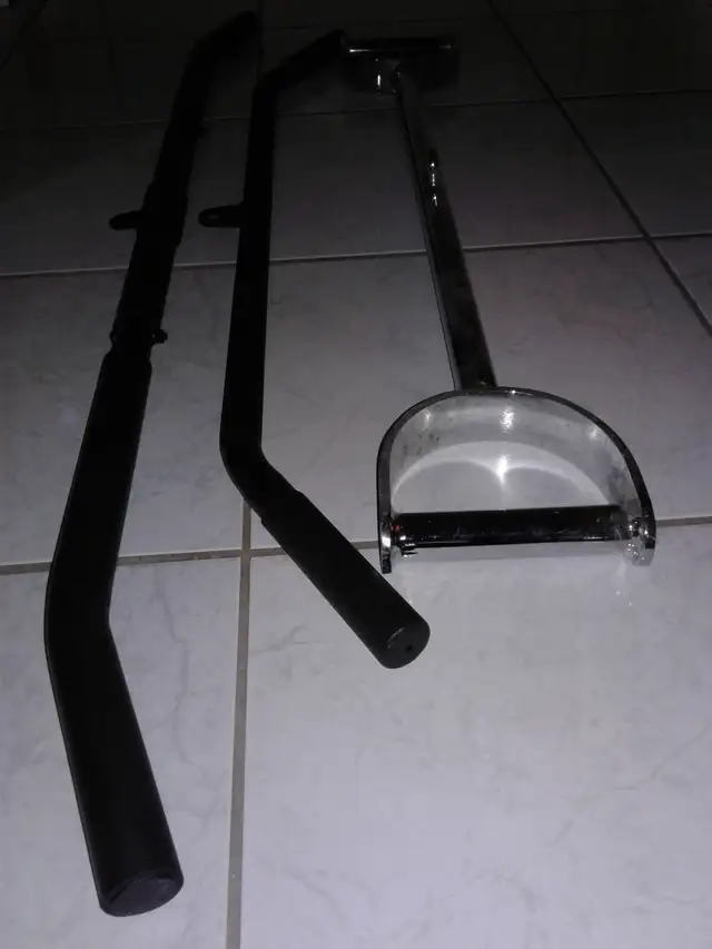 Lat machine attachments: extra long $35, standard $25, D-bar $35 - Photo 3