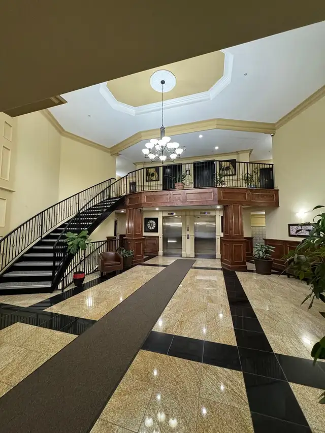 One Bedroom and Den at The Yorkdale - Photo 3