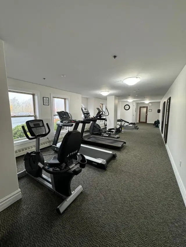 One Bedroom and Den at The Yorkdale - Photo 4