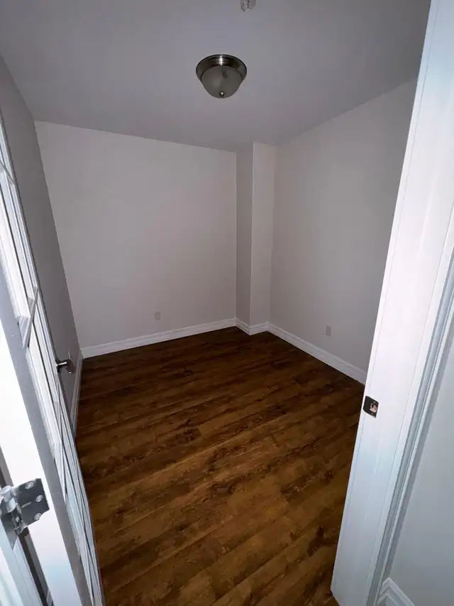 One Bedroom and Den at The Yorkdale - Photo 8