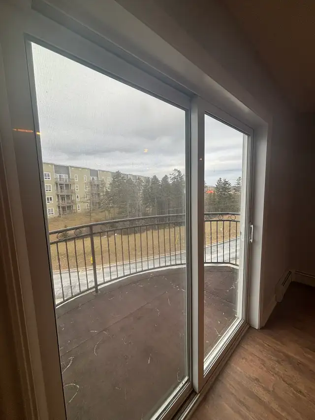 Brier Rose - Large One Bedroom Apartment for Rent - Photo 5