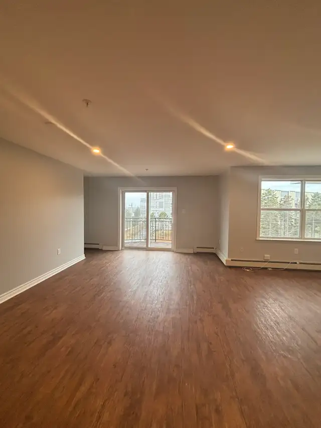 Brier Rose - Large One Bedroom Apartment for Rent - Photo 12