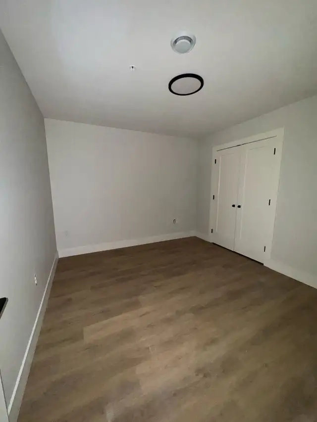 Modern One Bedroom in the Heart of Halifax - Photo 6