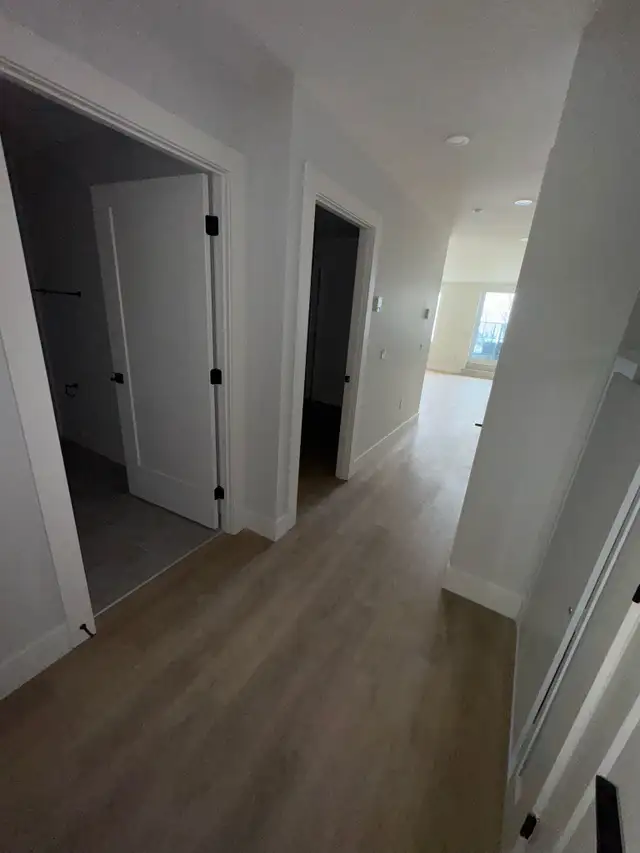 Modern One Bedroom in the Heart of Halifax - Photo 8