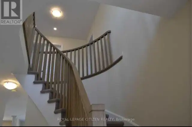 Room for Rent In Lindsay - Photo 4