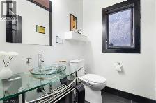 2 rooms for rent in beautiful house on Hamilton mountain/pool - Photo 6