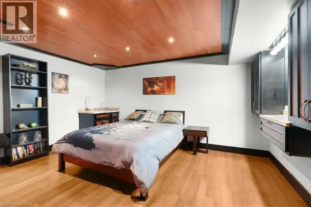 2 rooms for rent in beautiful house on Hamilton mountain/pool - Photo 9