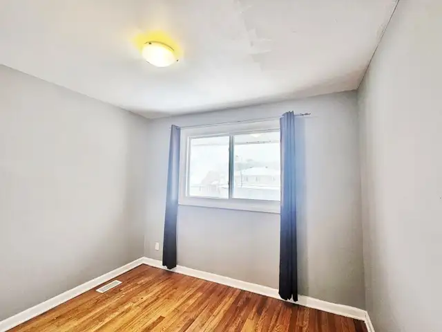 Semi-Detached Home/4  1 Bdrm/Finished Basement/Rent/Ottawa - Photo 14