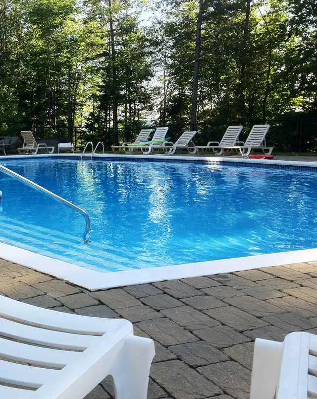 CONDO meublé LAURENTIDES - Piedmont, piscine , court terme - Photo 9