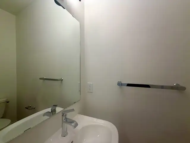 Mattson 3 Bed 2.5 Bath Single Garage Townhouse - Photo 12