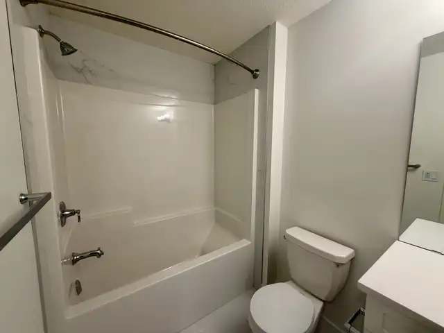 Mattson 3 Bed 2.5 Bath Single Garage Townhouse - Photo 13