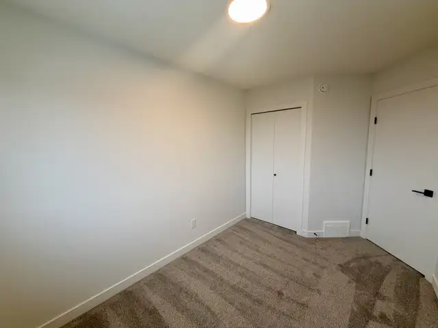 Mattson 3 Bed 2.5 Bath Single Garage Townhouse - Photo 18