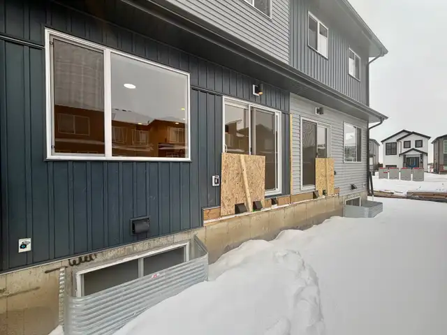 Mattson 3 Bed 2.5 Bath Single Garage Townhouse - Photo 26