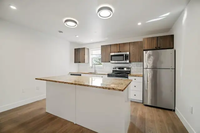 Beautiful 3bed/2bath HFX APT/Heat-pump - VIDEO TOUR! - Photo 8