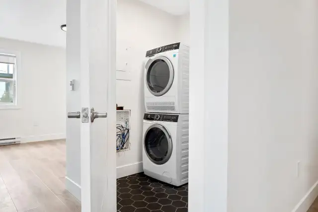 Beautiful 3bed/2bath HFX APT/Heat-pump - VIDEO TOUR! - Photo 37