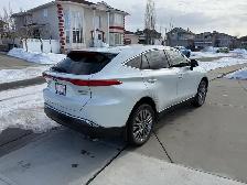 2022 Toyota Venza Limited Hybrid AWD | Fully Loaded | Extras Inc