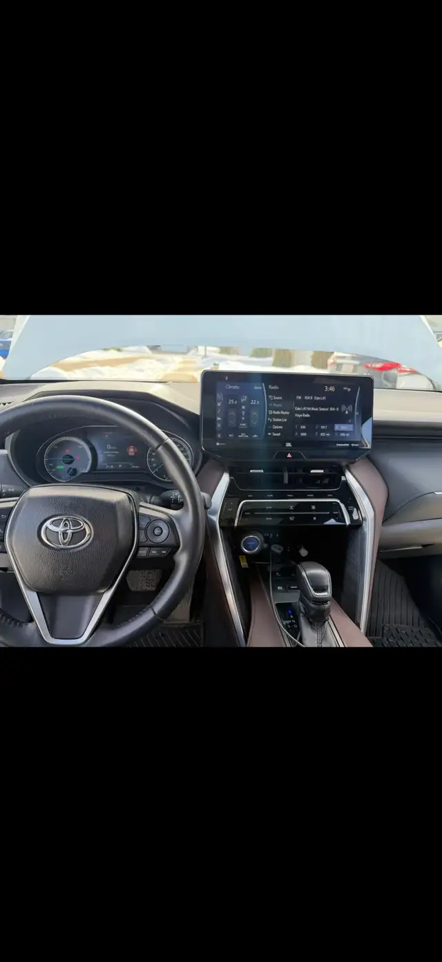 2022 Toyota Venza Limited Hybrid AWD | Fully Loaded | Extras Inc - Photo 5