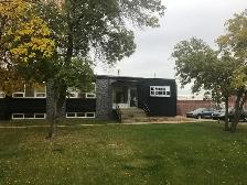 Office Space for Rent – West Edmonton (Utilities Included)