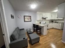 Spacious Master Bedroom for Rent – (Near GO & TTC) $1350 All-Inc - Photo 3