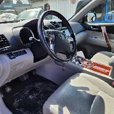 REDUCED - 2011 TOYOTA HIGHLANDER LIMITED - Photo 4