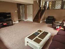 Bedroom in all Female Home for a Professional or UWO Student - Photo 8