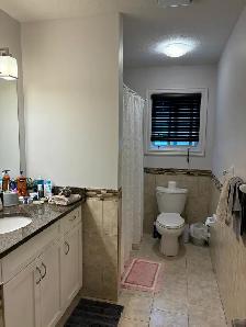 Bedroom in all Female Home for a Professional or UWO Student - Photo 9