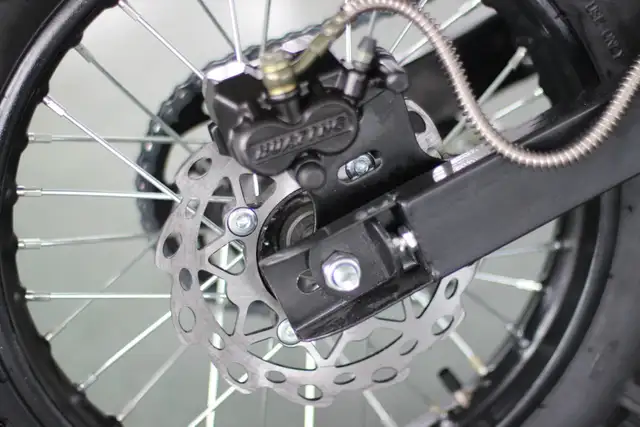 Gas Dirt Bike – Powerful, Durable & All-Terrain