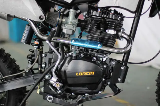 Gas Dirt Bike – Powerful, Durable & All-Terrain - Photo 2