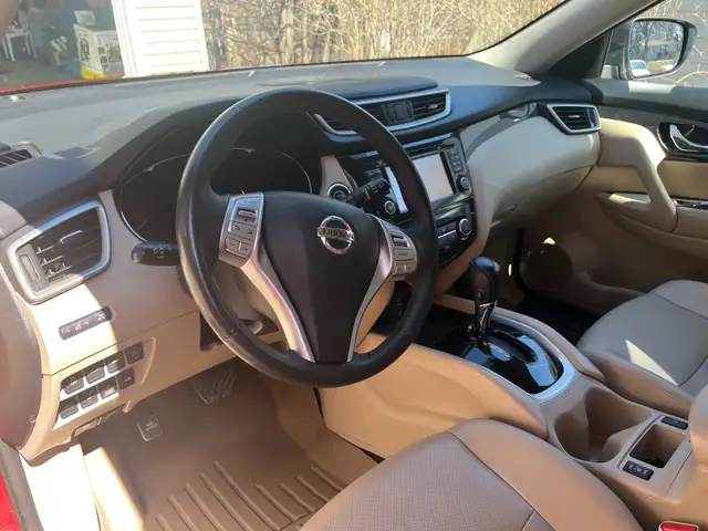 Nissan Rogue SL - Photo 6