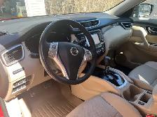 Nissan Rogue SL - Photo 6