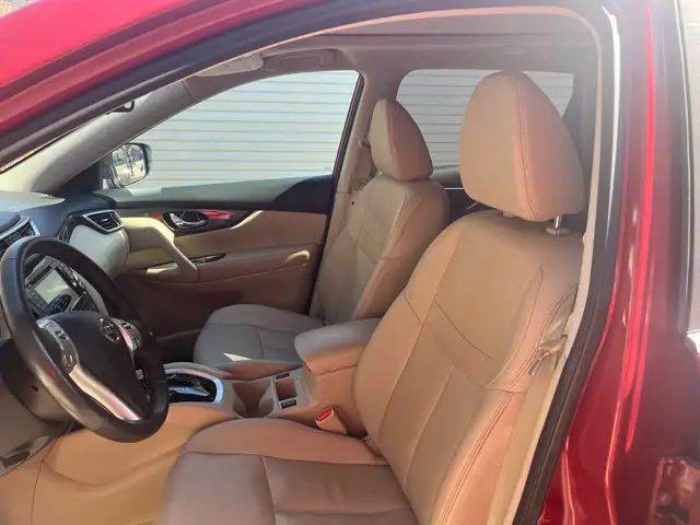 Nissan Rogue SL - Photo 7