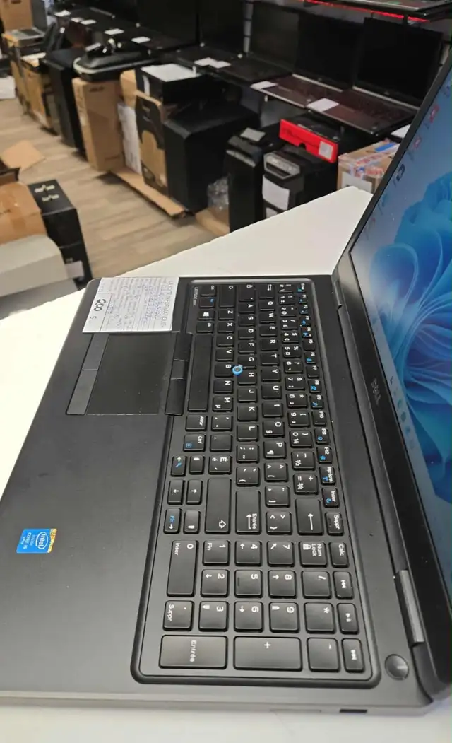 Laptop Dell Latitude E5550 i5-5300U 16Go Ram SSD 250Go 15,6po HD - Photo 3