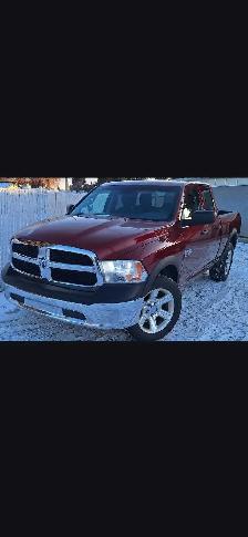 2013 Ram 1500 4x4 - One Owner - Low KM Swap - MINT - Photo 2