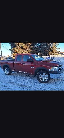 2013 Ram 1500 4x4 - One Owner - Low KM Swap - MINT - Photo 3